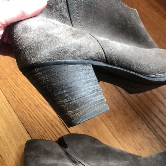 Paul Green Delgado distressed suede ankle booties PG 5 US 7.5 Gray - Picture 4 of 5